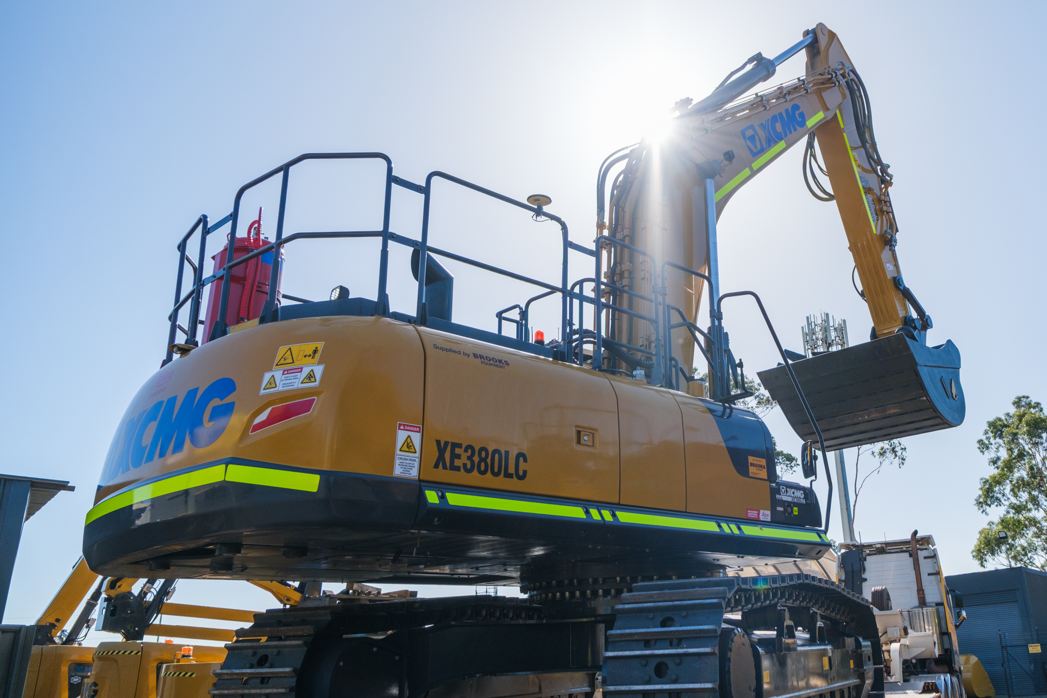 Perth Rigging Company Brooks Equipment - BIG RIG HEADING PERTH!